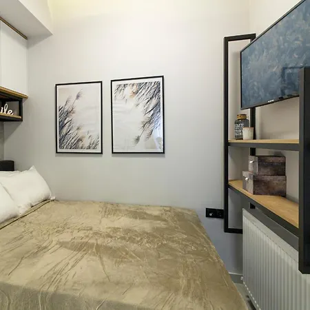 P Deluxe Suite2 * Selanik